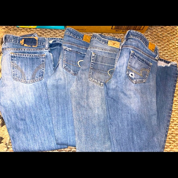 AE and Hollister jeans - Picture 1 of 2